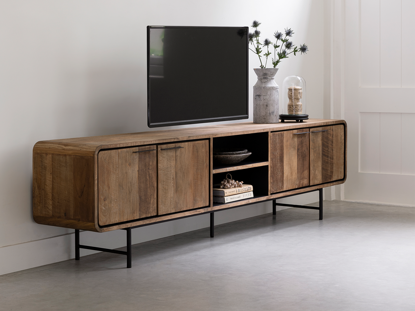 breed tv meubel met 4 deuren