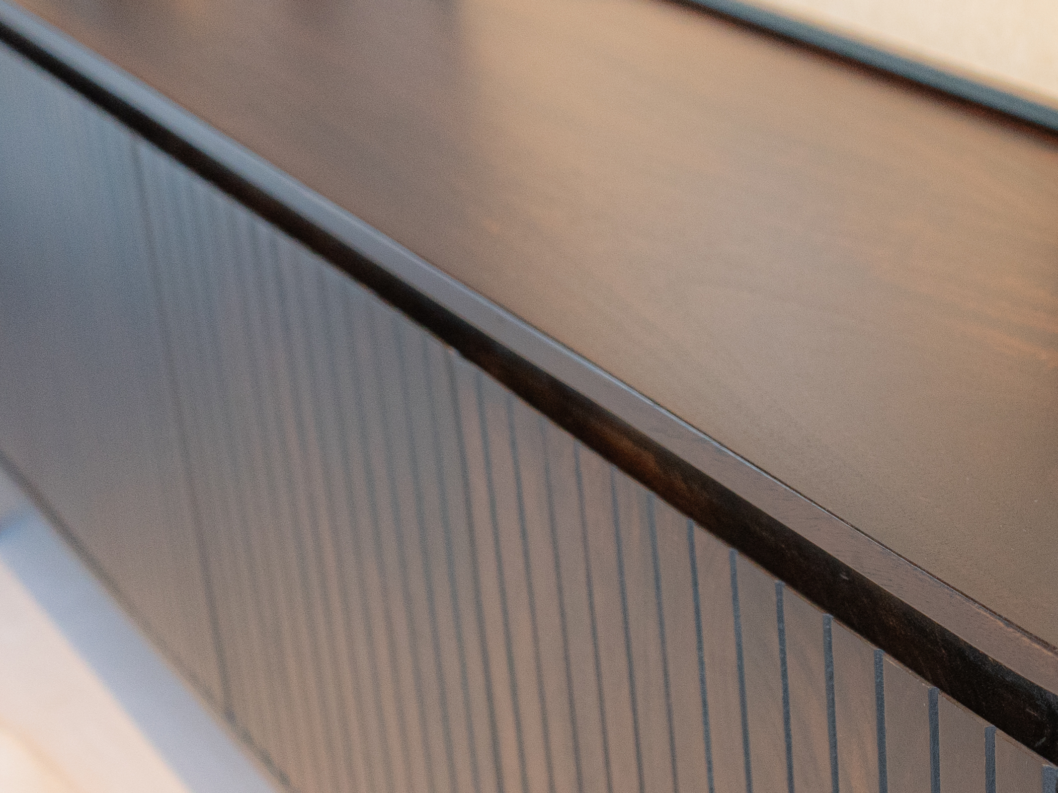 donker bruine japandi stijl tv meubel