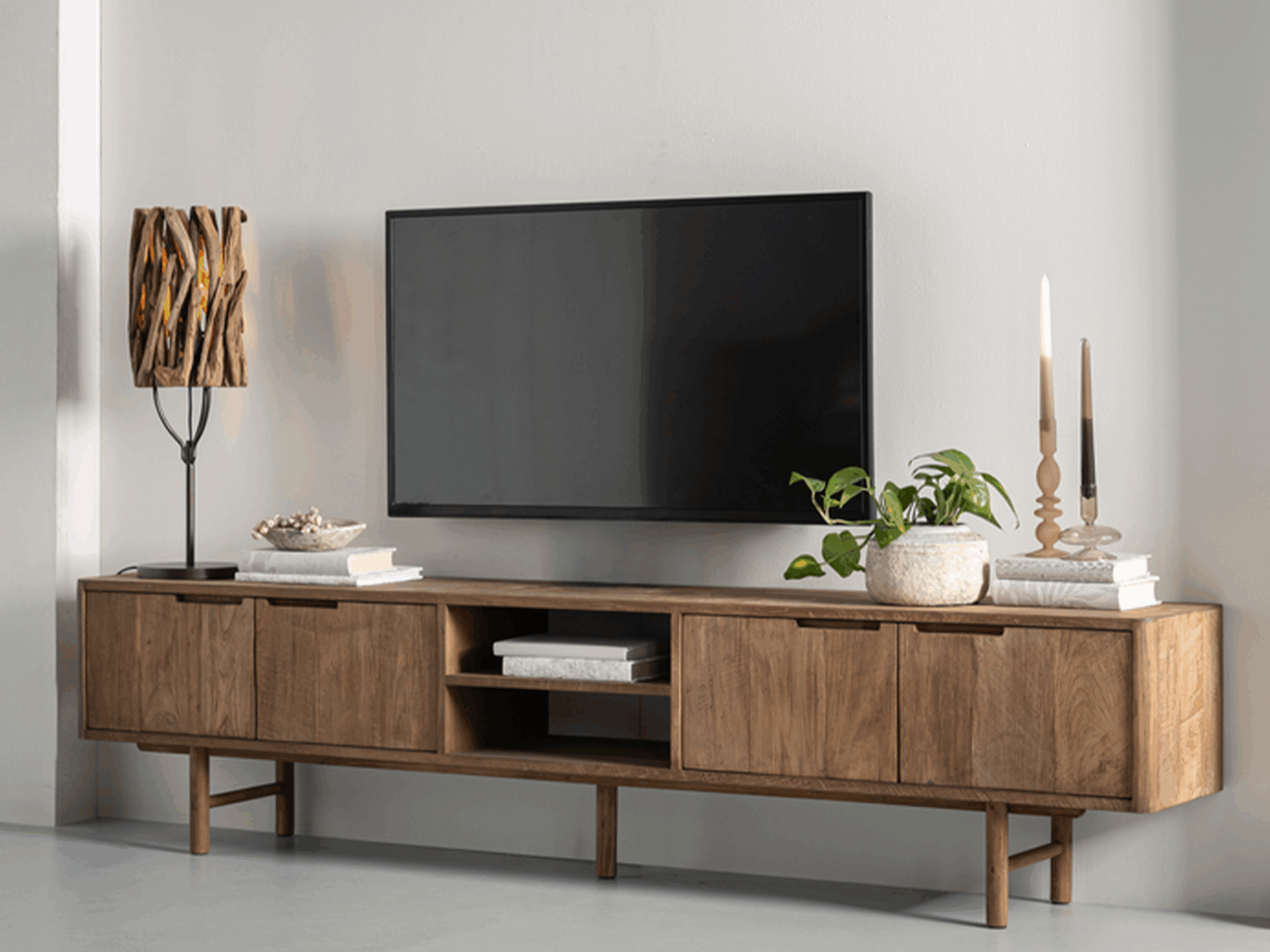 houten tv meubel op pootjes van 210cm