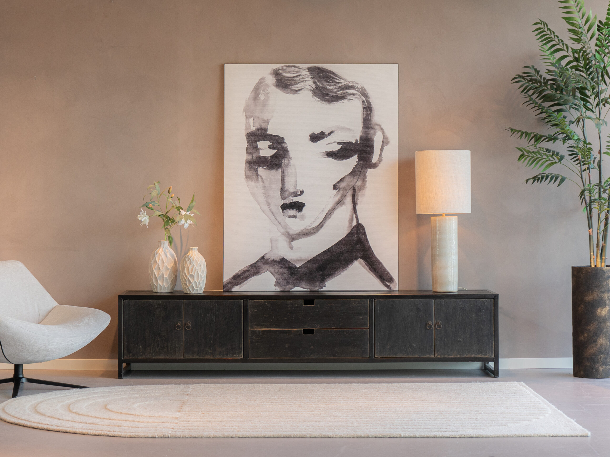 meubels gemaakt van oud chinees hout zwart