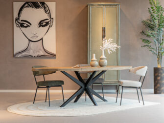 Eetkamerstoel met open rugleuning beige stof en zwart frame