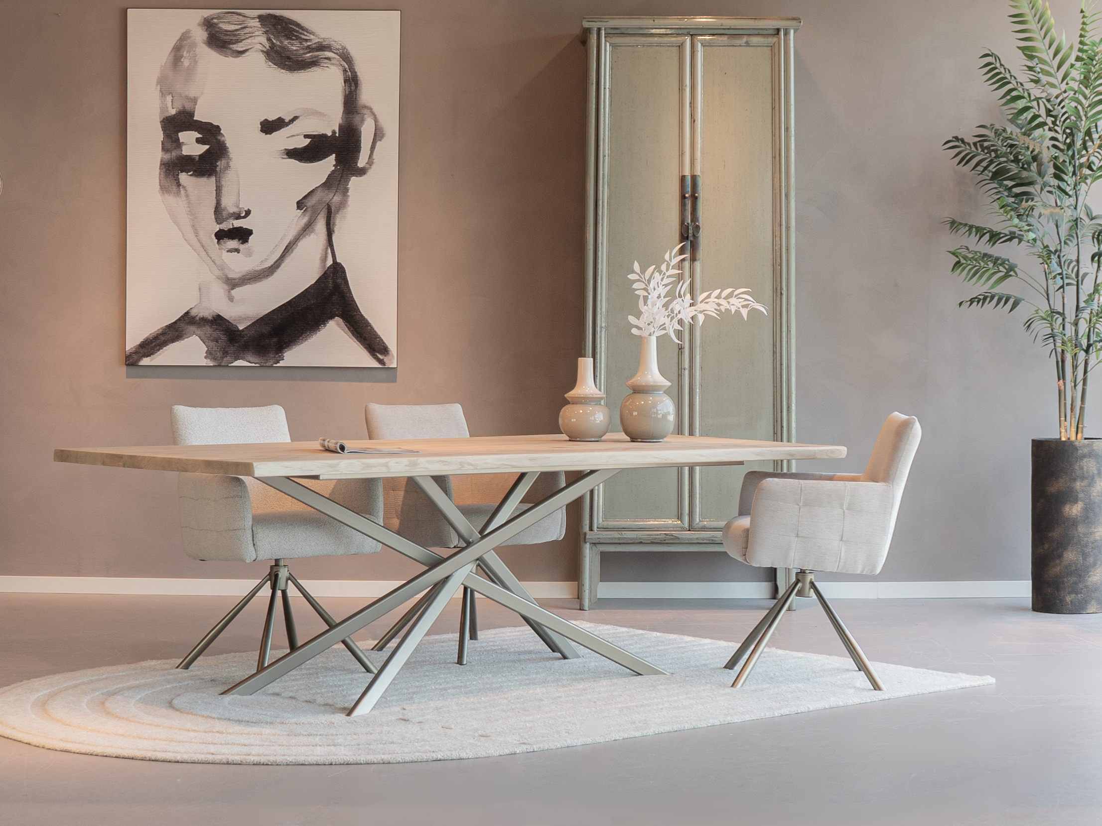 massief eiken eettafel boomstamblad 240x100 onderstel lormont kleur champagne