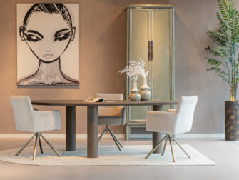 japandi woonstijl eettafel