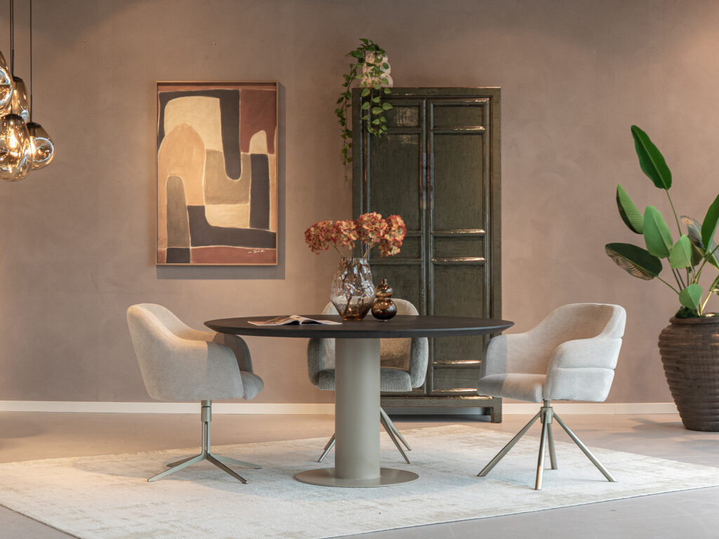 ronde eettafel op maat van massief eiken