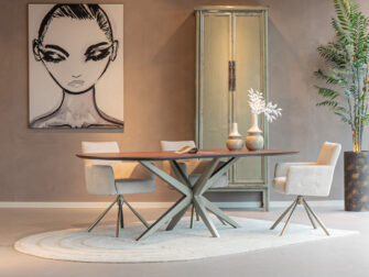 halfronde HPL eettafel