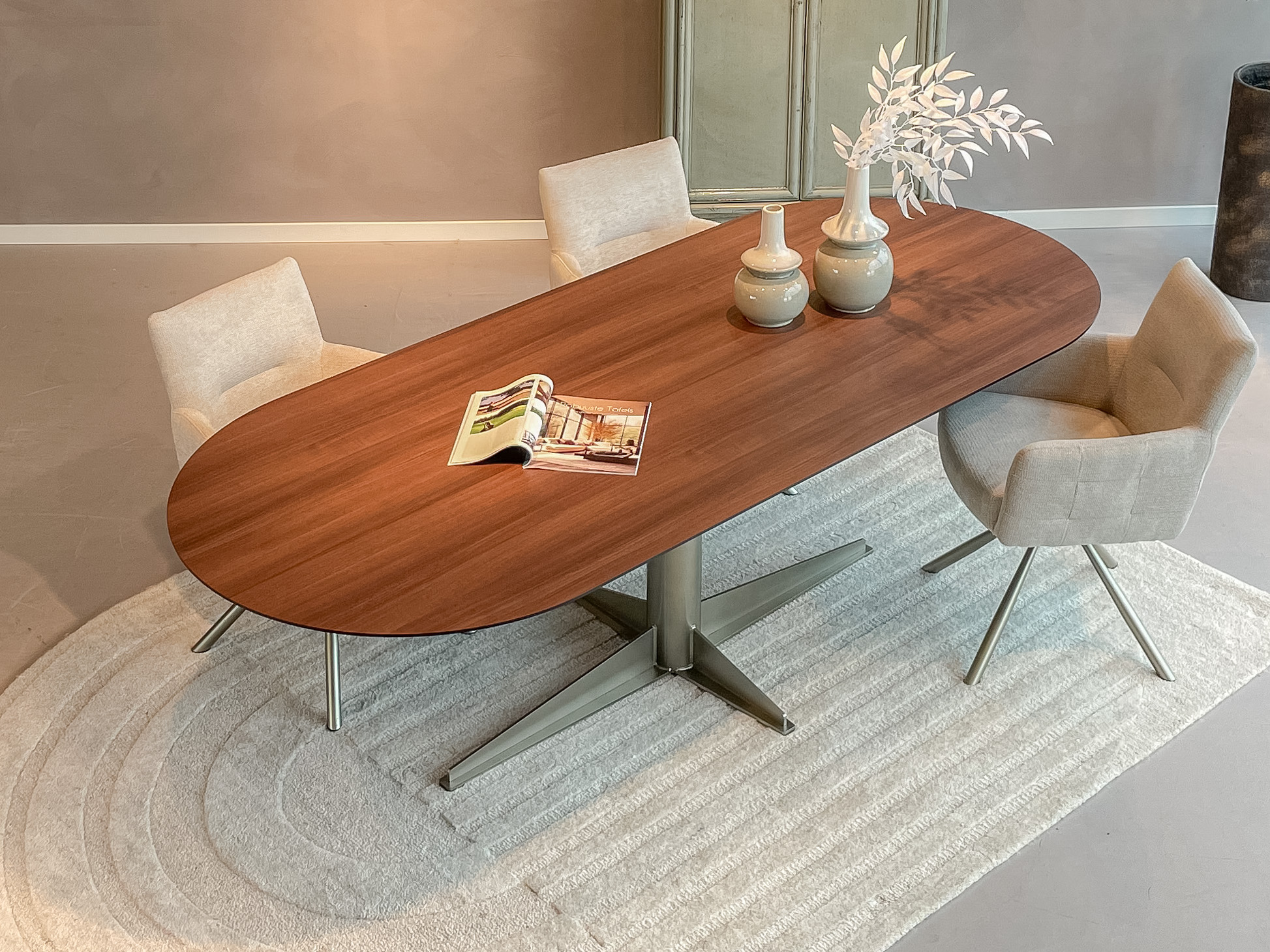 organische HPL eettafels