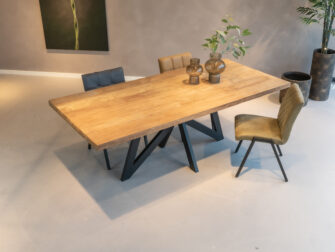 Tafelblad Larino 225x100cm - onderstel Fabriano met onze Vertou eetkamerstoelen