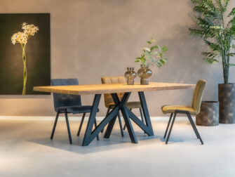 Tafelblad Larino 225x100cm - onderstel Fabriano met onze eetkamerstoelen Vertou