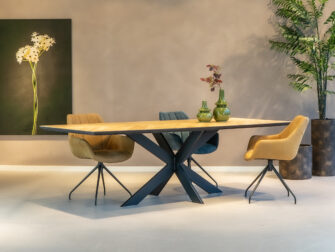 Tafelblad Pesco 260x100cm - onderstel Antares met onze eetkamerstoelen Fresco