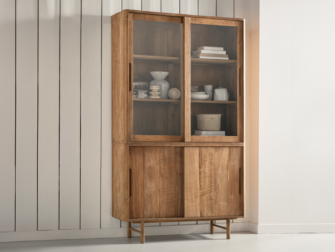 Elegante vitrinekast, perfect voor het stijlvol presenteren van uw mooiste items